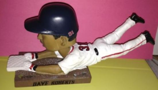 Dave Roberts bobblehead