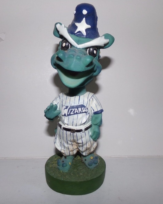 Dinger bobblehead