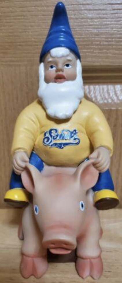 Gnome on Bud Squealing bobblehead