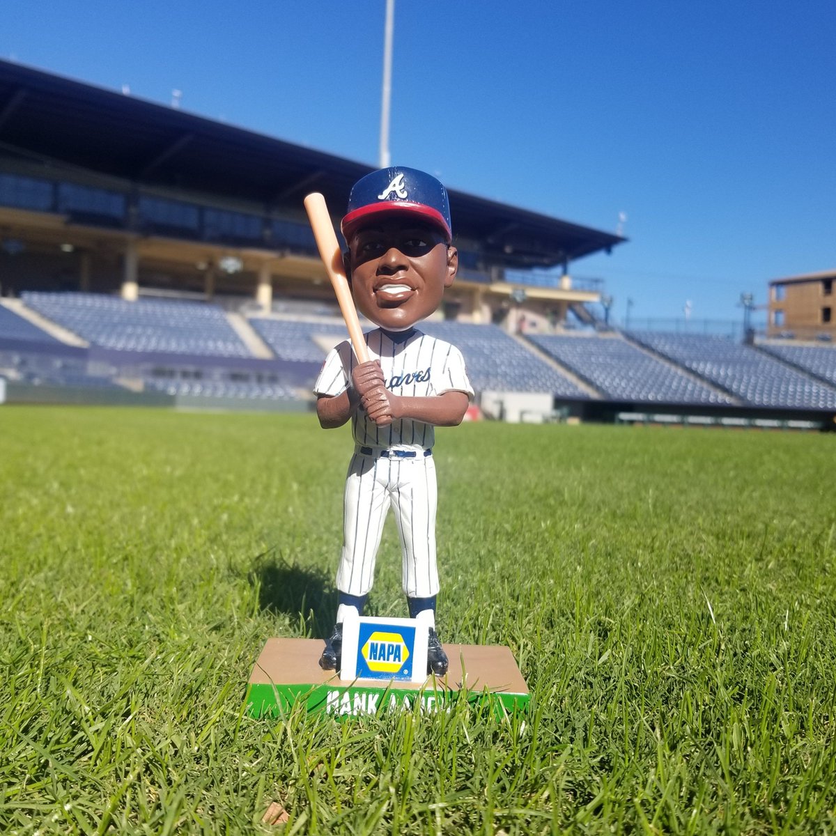 Hank Aaron bobblehead