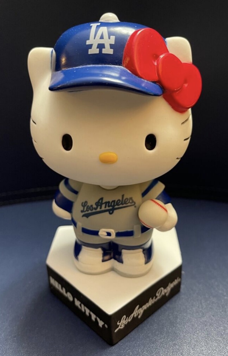 Hello Kitty bobblehead