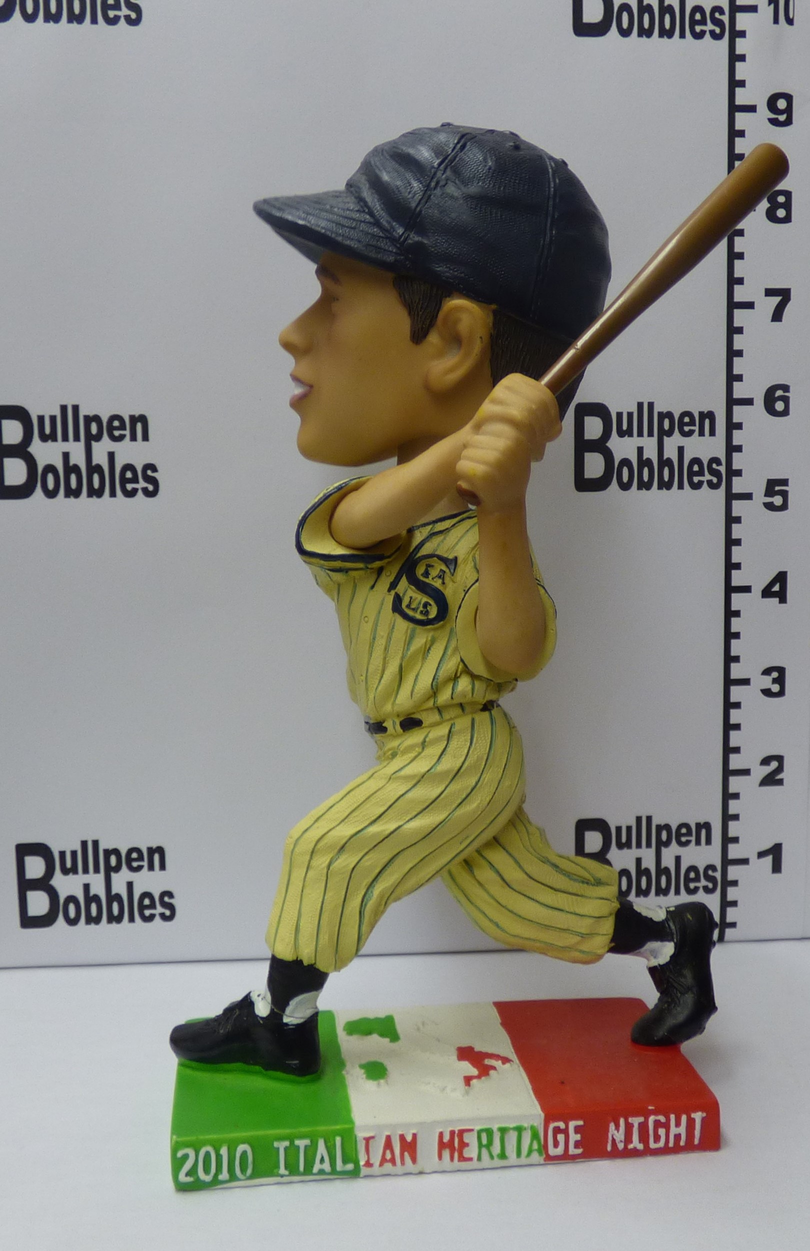 Joe DiMaggio (Italian Heritage) bobblehead