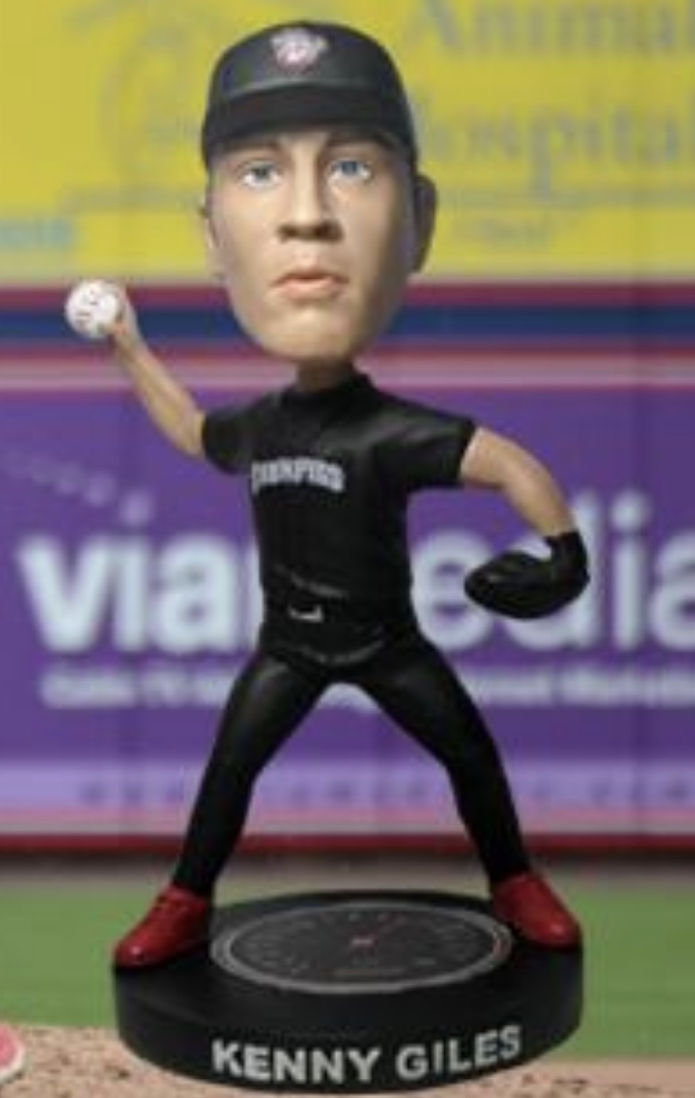 Kenny Giles bobblehead