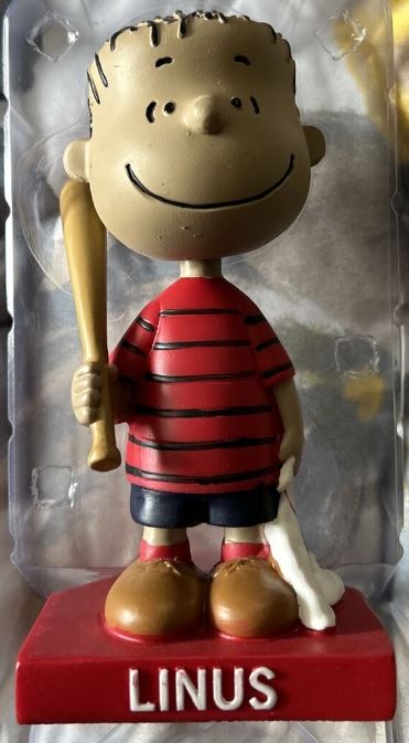 Linus bobblehead