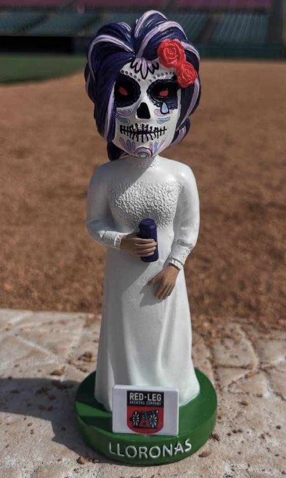 Lloronas bobblehead
