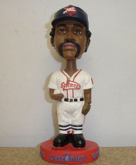 Luis Tiant bobblehead