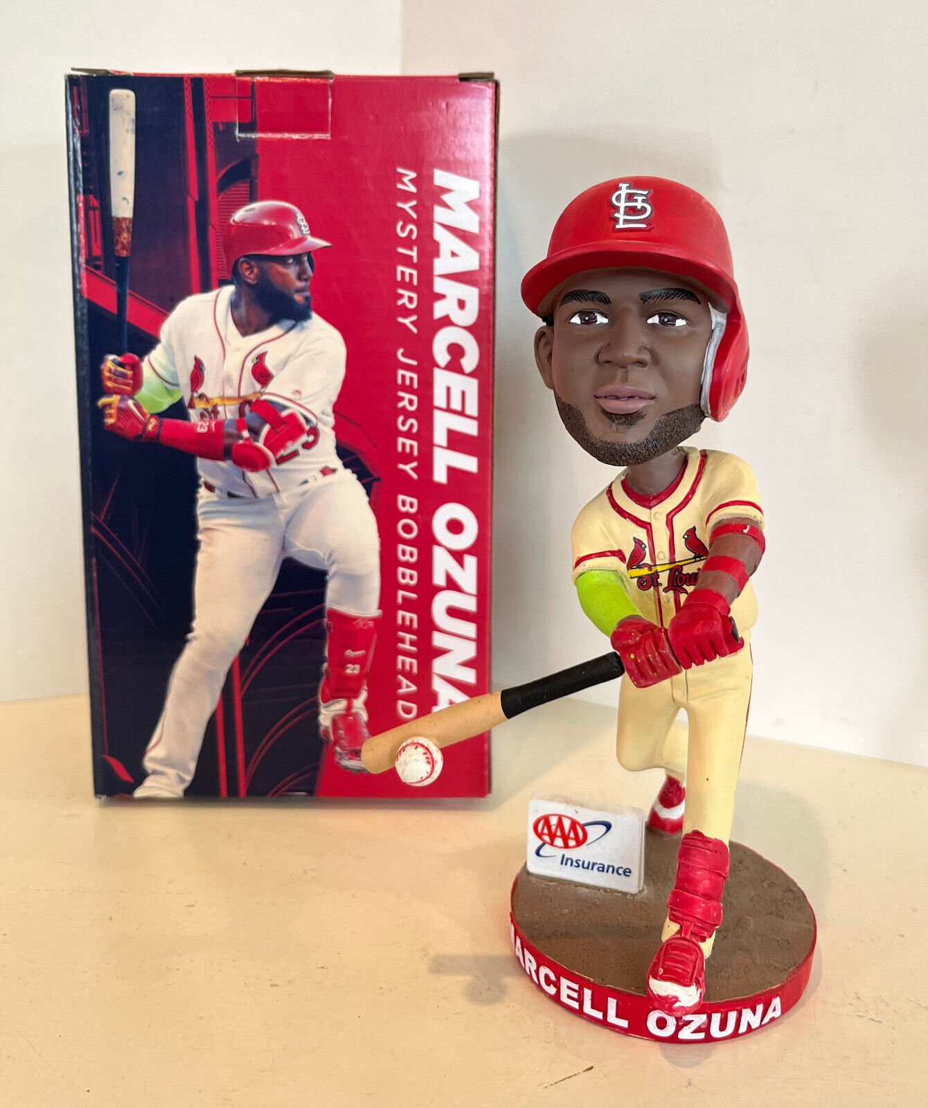 Marcell Ozuna (Cream) bobblehead