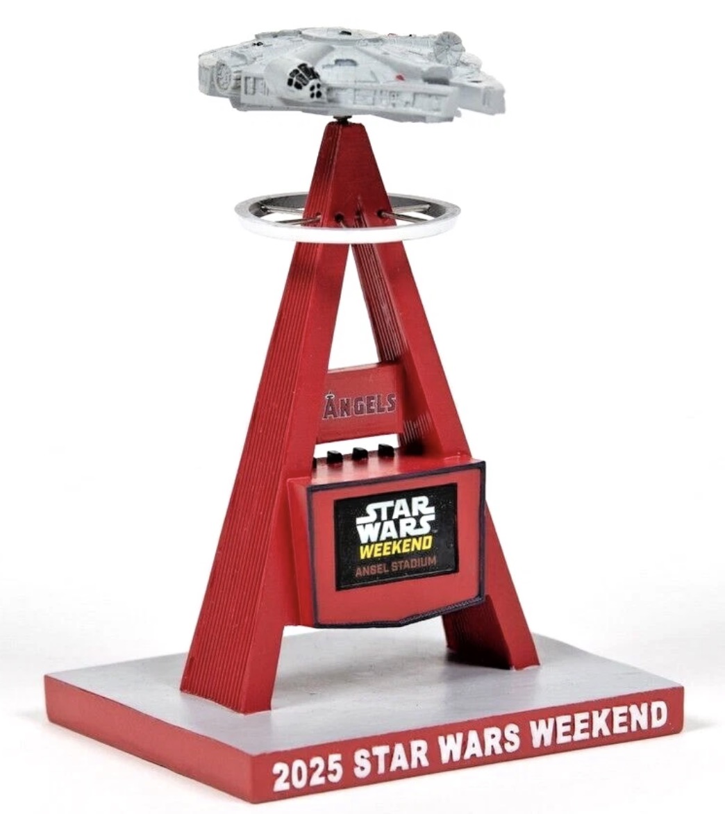 Millennium Falcon bobblehead