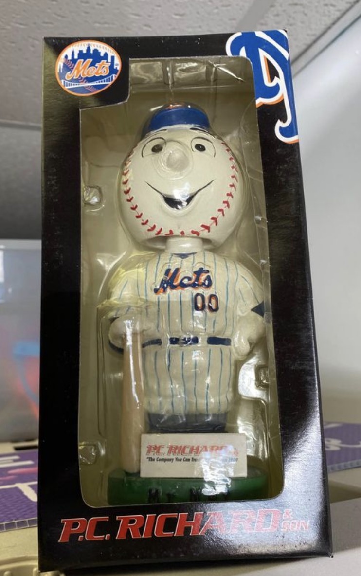 Mr. Met bobblehead