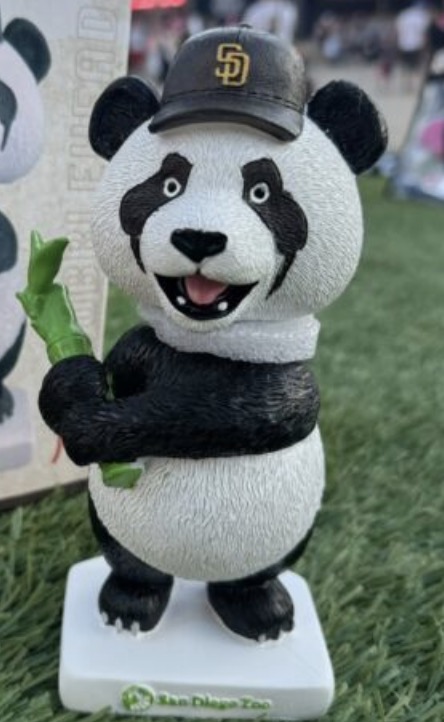 Panda bobblehead