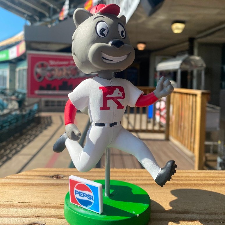 Retro Squirrel bobblehead