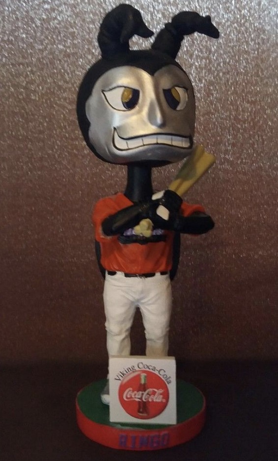 Ringo bobblehead