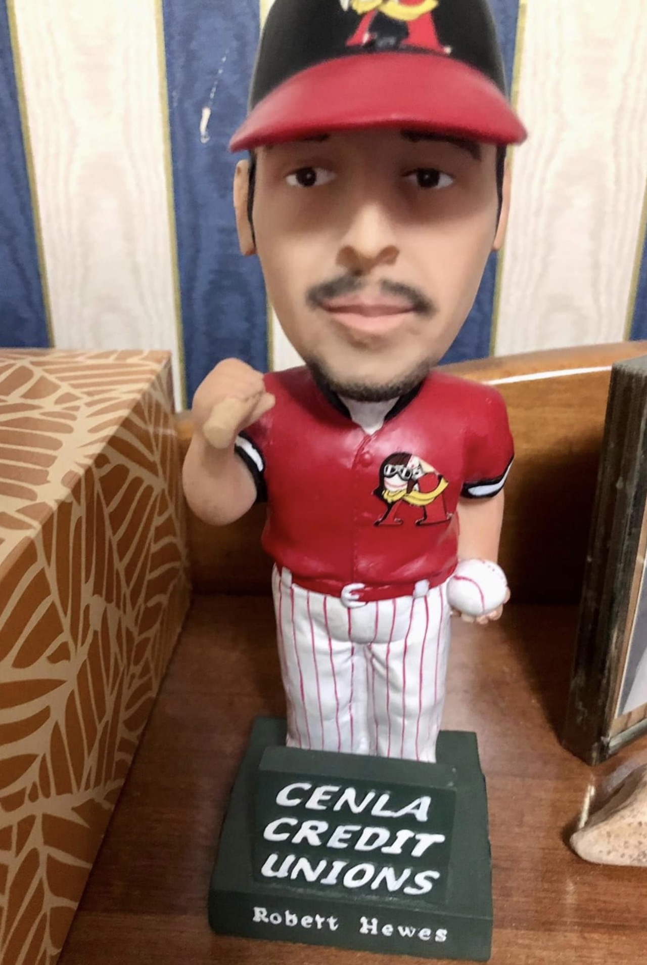 Robert Hewes bobblehead