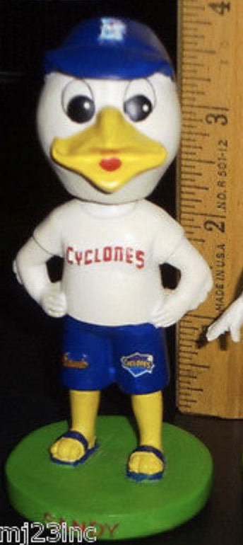 Sandy Seagull bobblehead