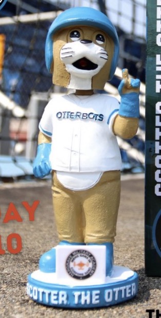 Scotter the Otter bobblehead