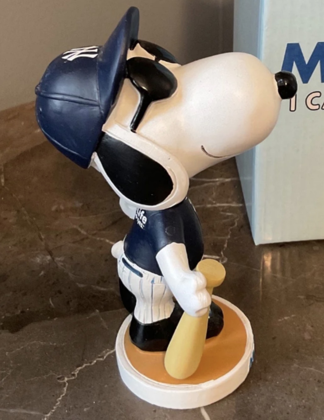 Snoopy bobblehead