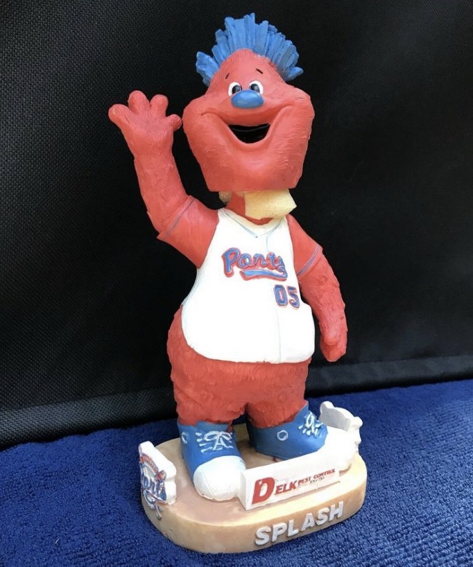 Splash bobblehead