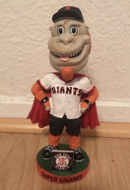 Super Gigante bobblehead