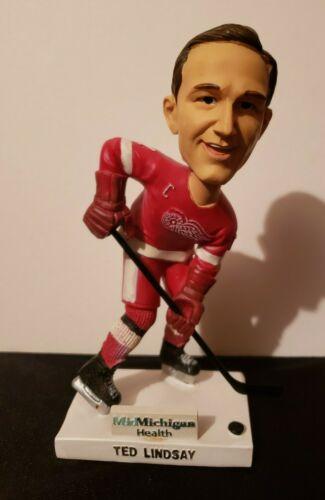 Ted Lindsay bobblehead