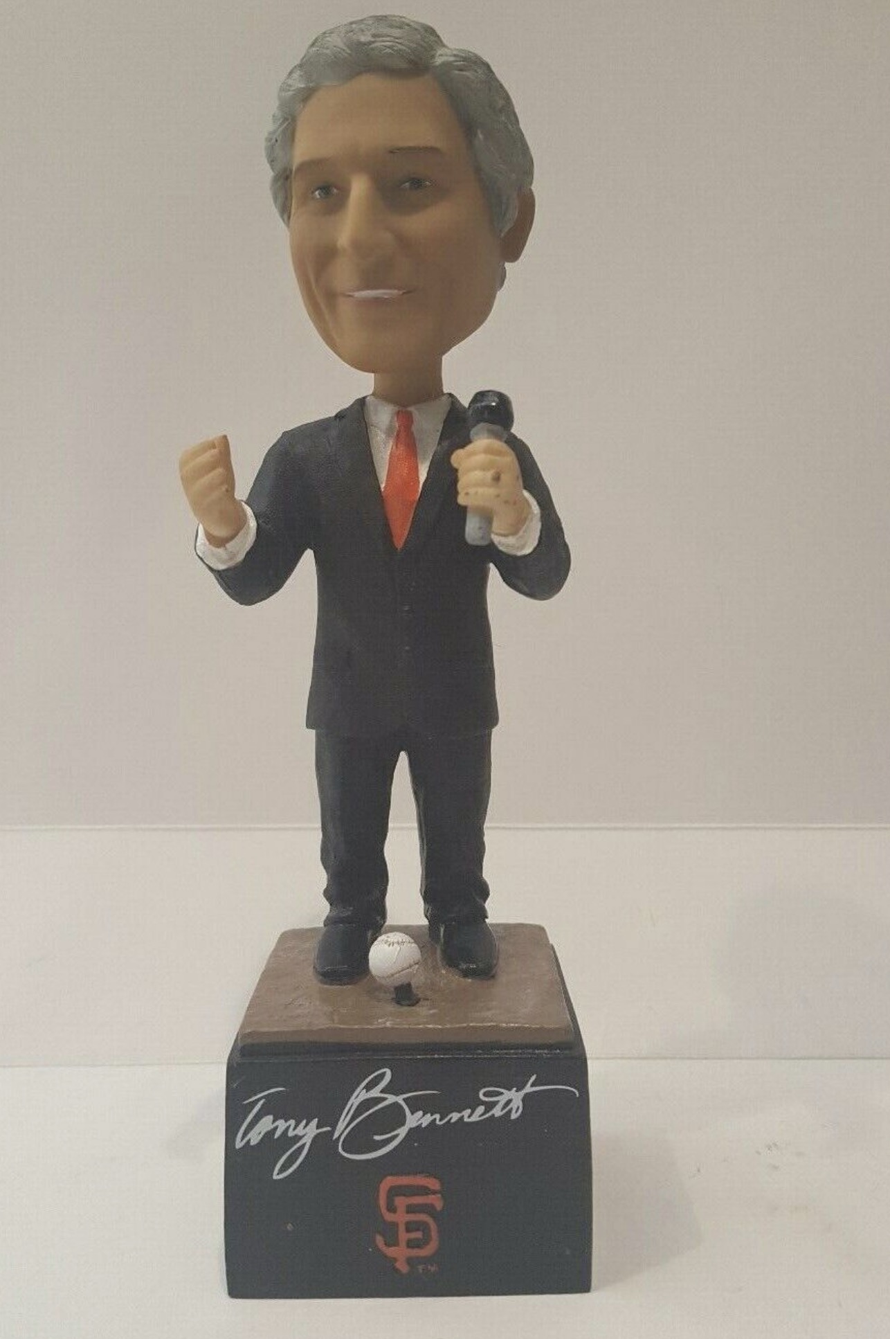 Tony Bennett bobblehead