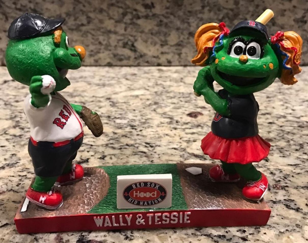 Wally & Tessie bobblehead